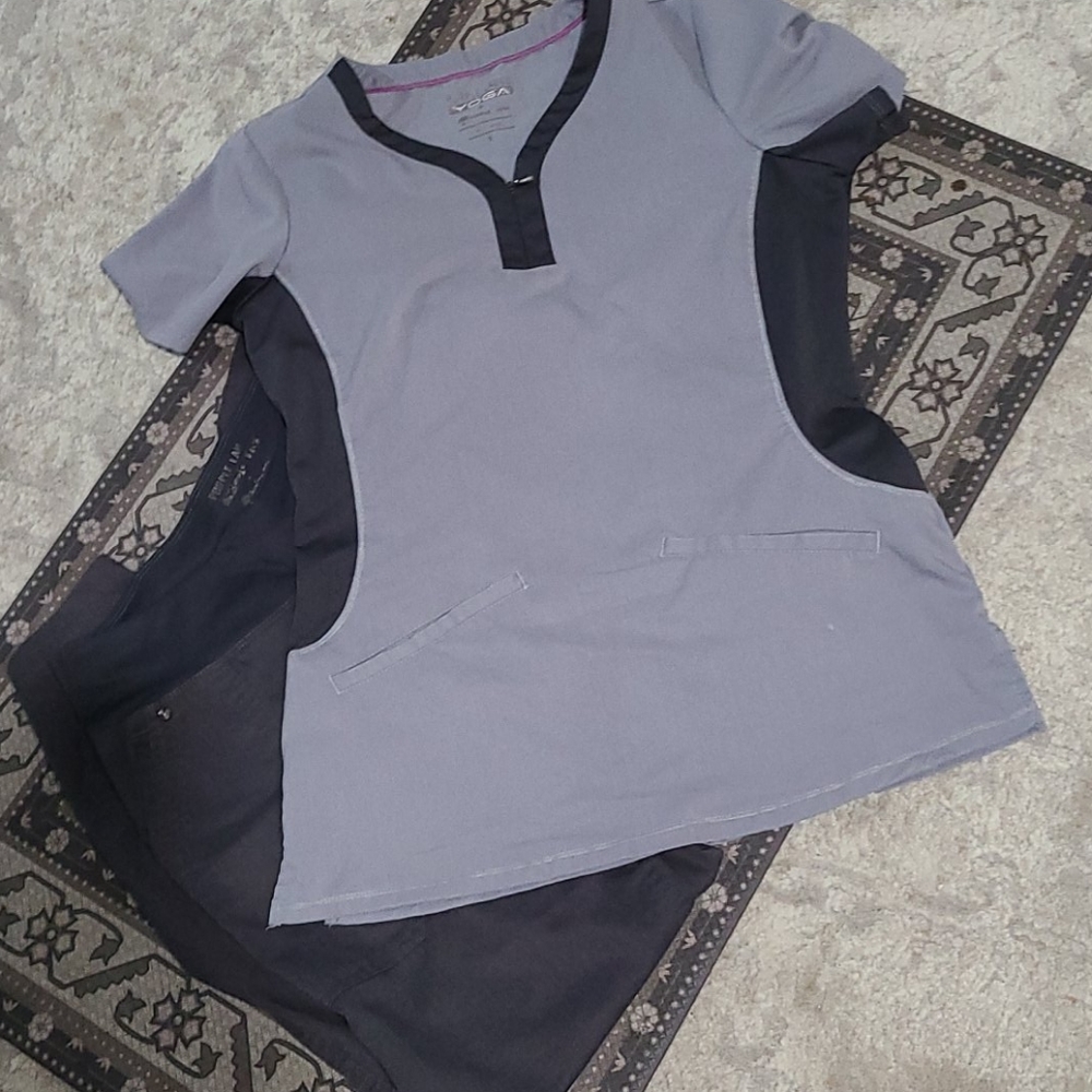 PURPLE YOGA SCRUBS 🥰